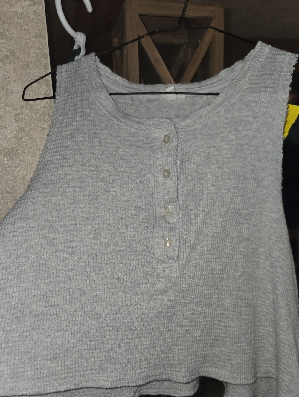 aerie Light Gray Ribbed Henley Crop Tank🟣